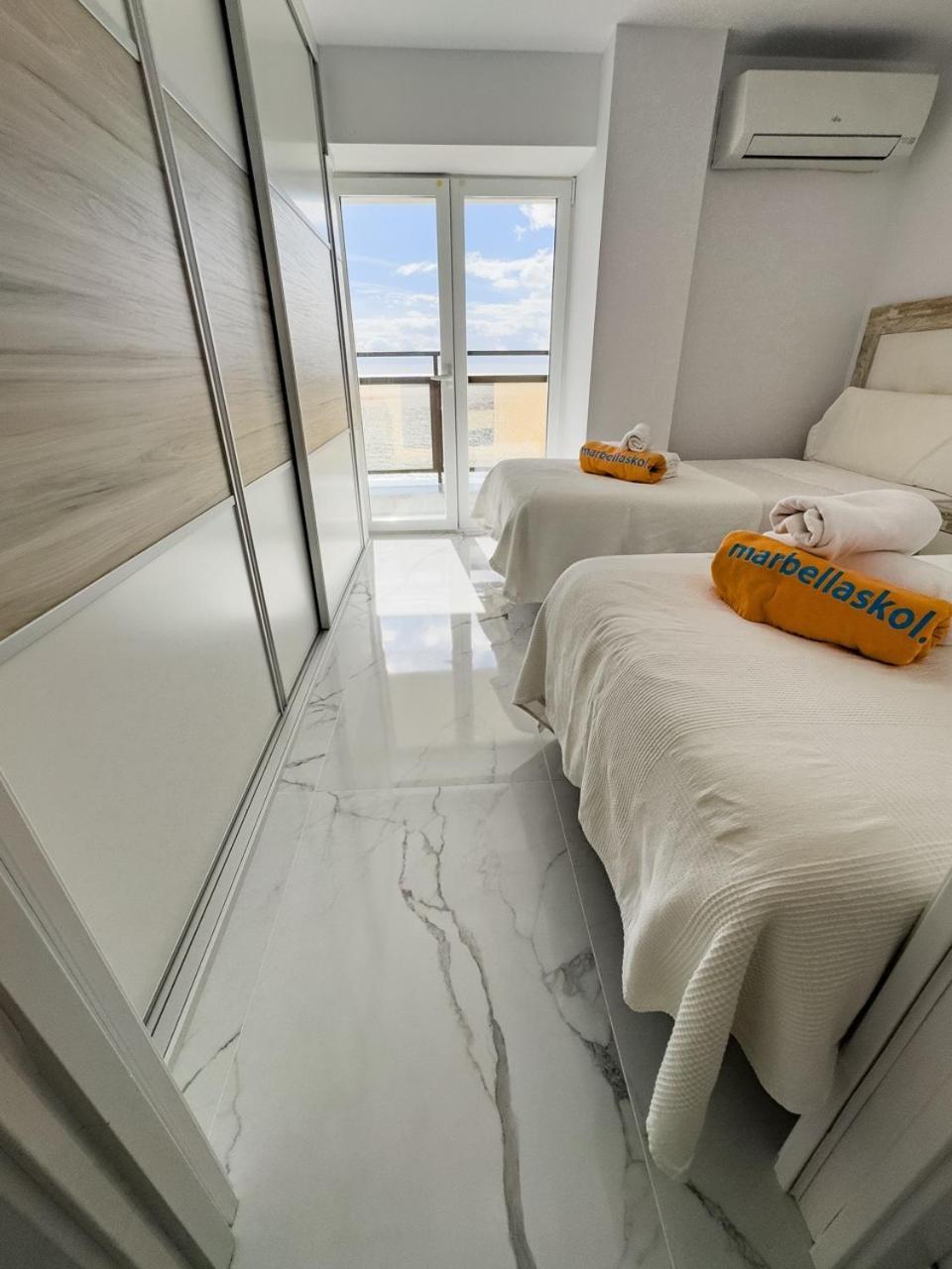 Skol 617 Beachfront Two-bedrooms Duplex With Sea Views Appartamento *